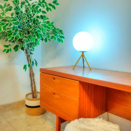 Spacious Apartment, Large Yard, Near Pmic1-1 Sliema