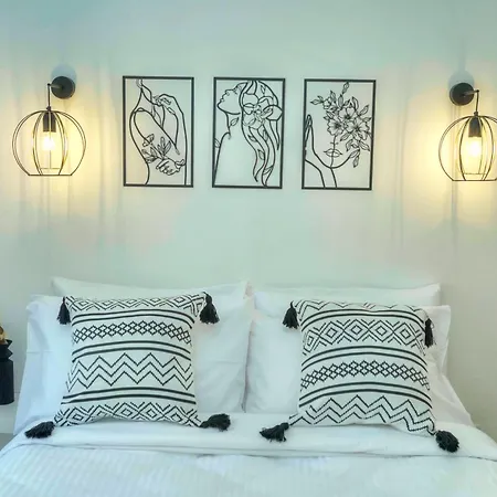 アパート Spacious Apartment, Large Yard, Near Pmic1-1